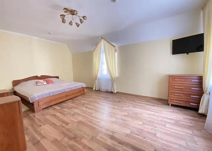 центрум делюкс Aparthotel Lviv